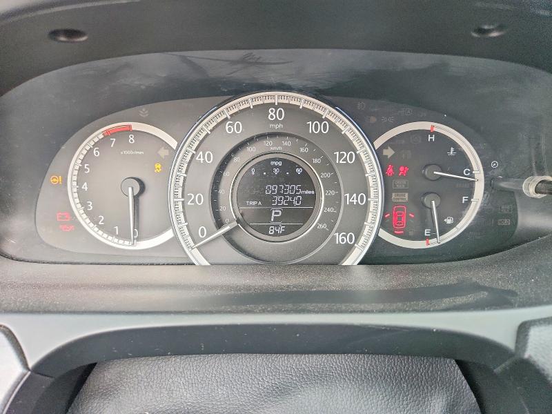 Photo 9 from auction – 2015 HONDA ACCORD with VIN 1HGCR2F35FA261872
