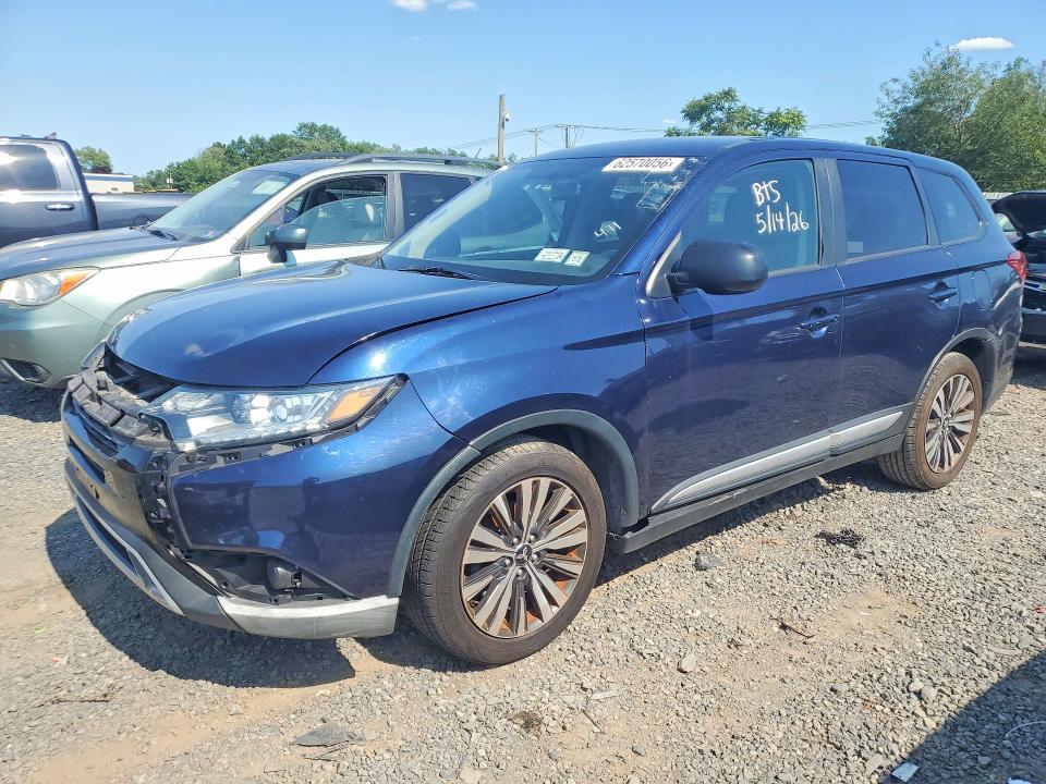 MITSUBISHI OUTLANDER 2020 with VIN JA4AD2A3XLZ047253 - Photo from auction