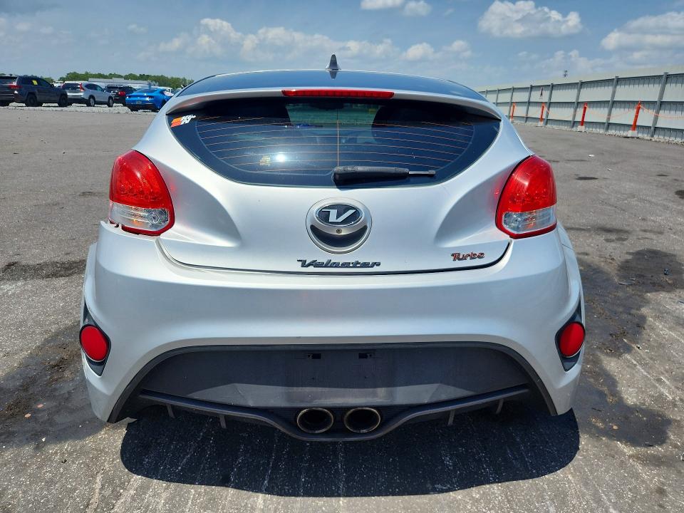 Photo 6 from auction – 2015 HYUNDAI VELOSTER with VIN KMHTC6AE7FU232920