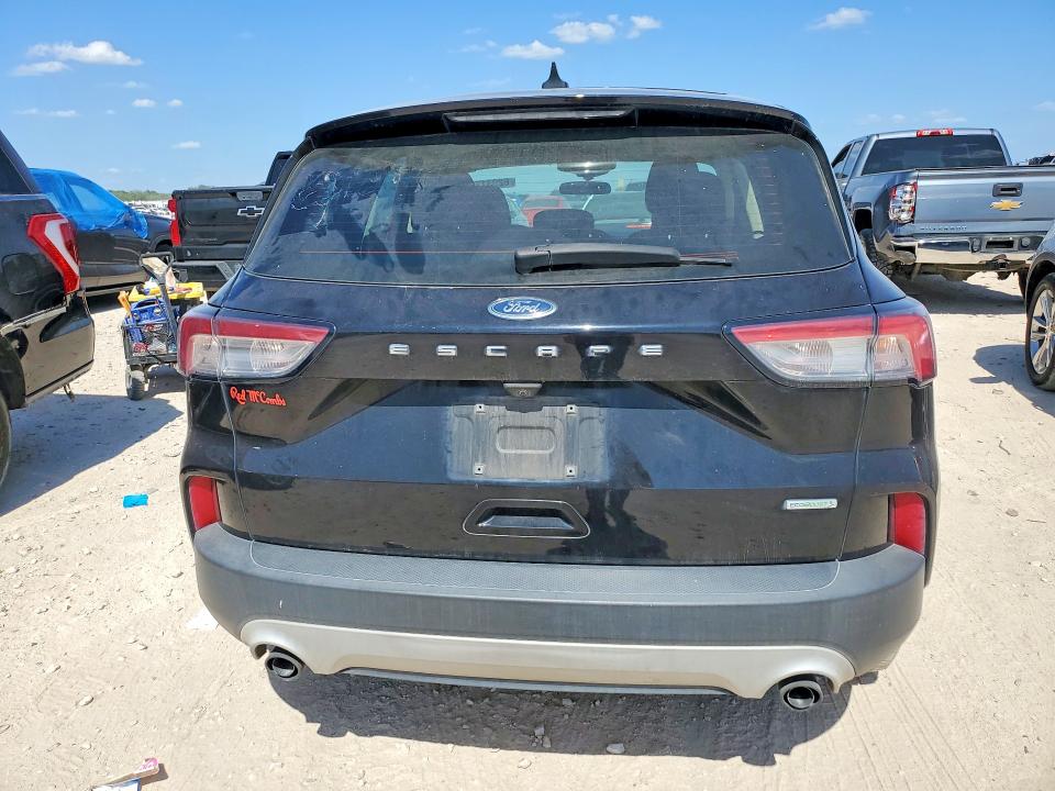 Photo 6 from auction – 2020 FORD ESCAPE with VIN 1FMCU0F6XLUC37617