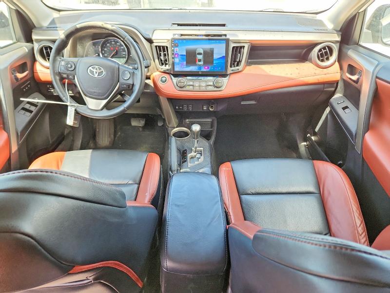 Photo 8 from auction – 2014 TOYOTA RAV4 with VIN 2T3DFREV3EW209227