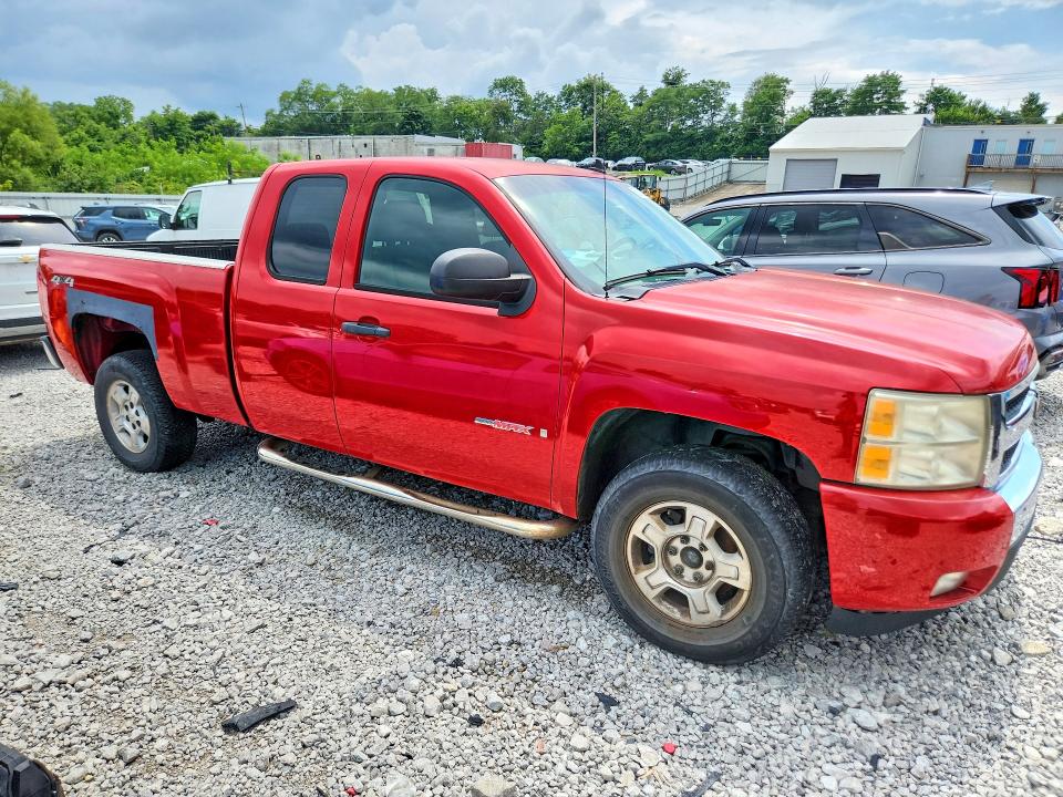 Photo 4 from auction – 2007 CHEVROLET SILVERADO with VIN 1GCFK19Y57Z635580