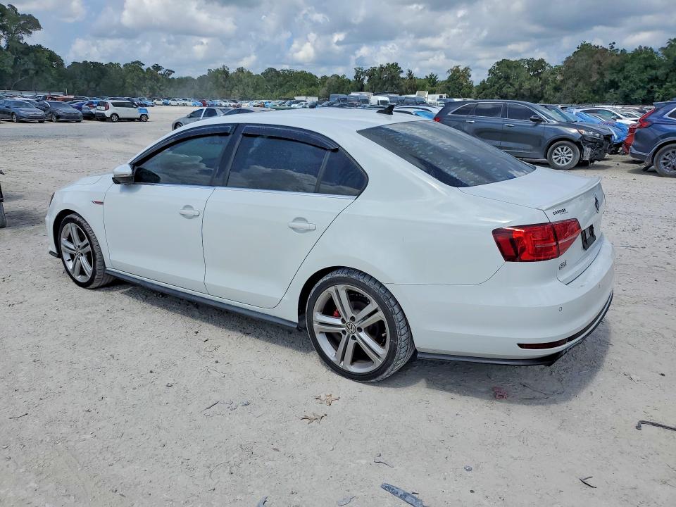 Photo 2 from auction – 2017 VOLKSWAGEN JETTA with VIN 3VW5T7AJ5HM280596