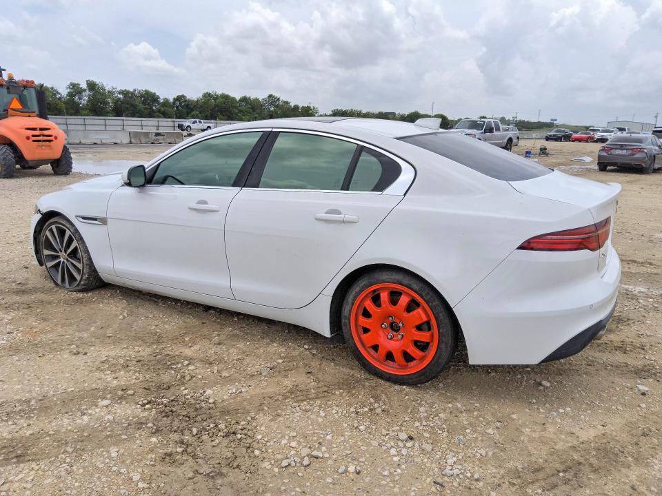 Photo 2 from auction – 2020 JAGUAR XE with VIN SAJAE4FX5LCP63606