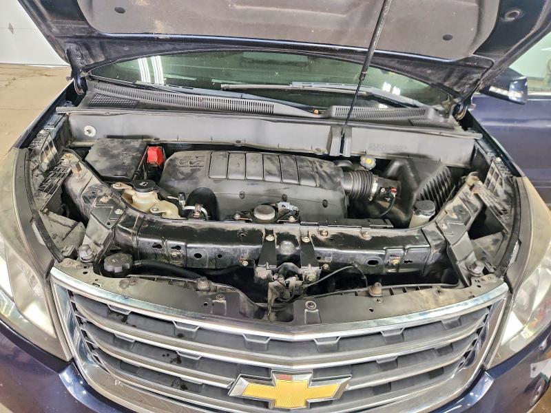 Photo 12 from auction – 2015 CHEVROLET TRAVERSE with VIN 1GNKRGKD5FJ376503