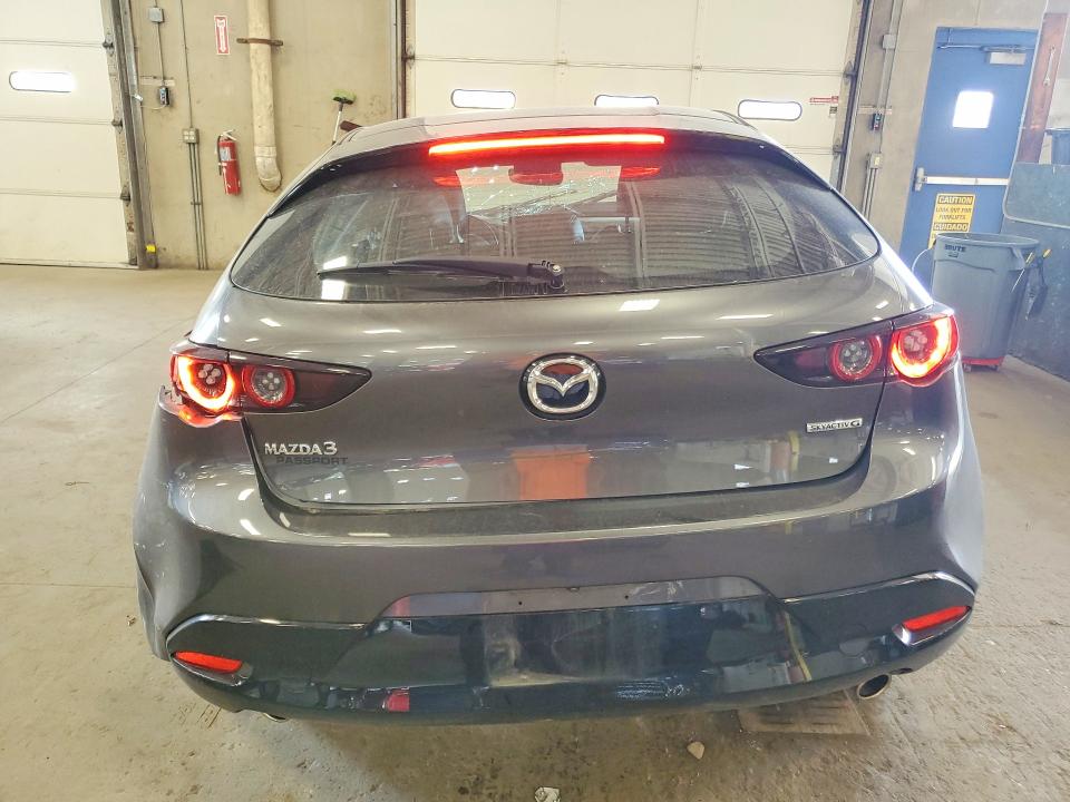 Photo 6 from auction – 2021 MAZDA 3 with VIN JM1BPALL5M1402032