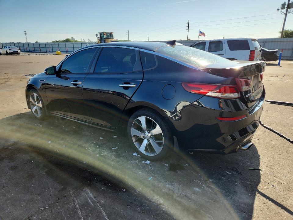 Photo 2 from auction – 2019 KIA OPTIMA with VIN 5XXGT4L38KG327704
