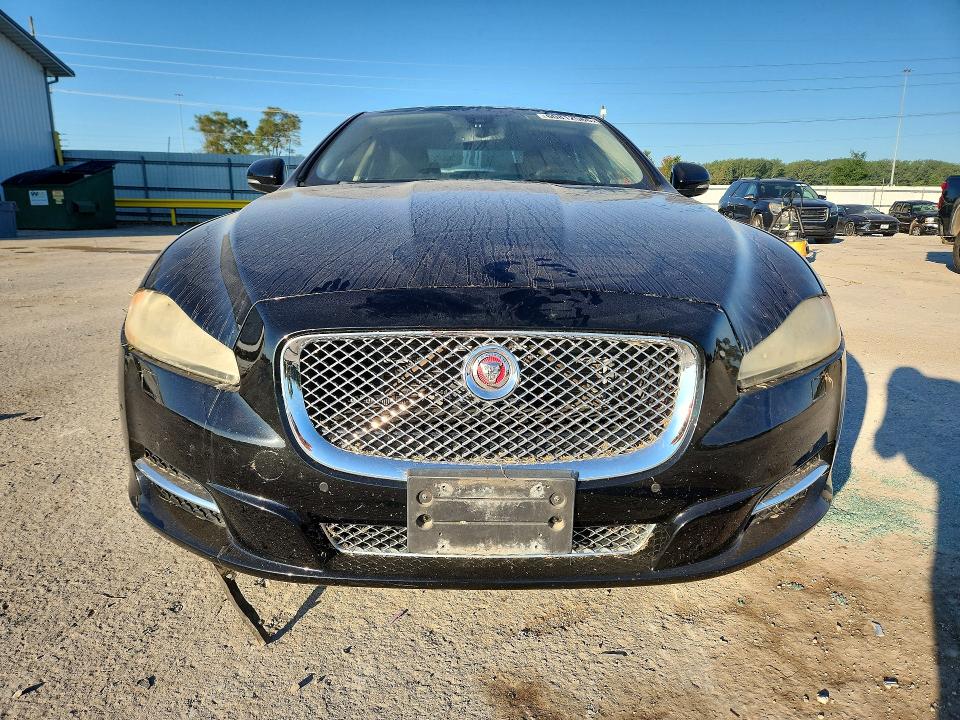 Photo 5 from auction – 2015 JAGUAR XJL with VIN SAJWJ2GD2F8V77264