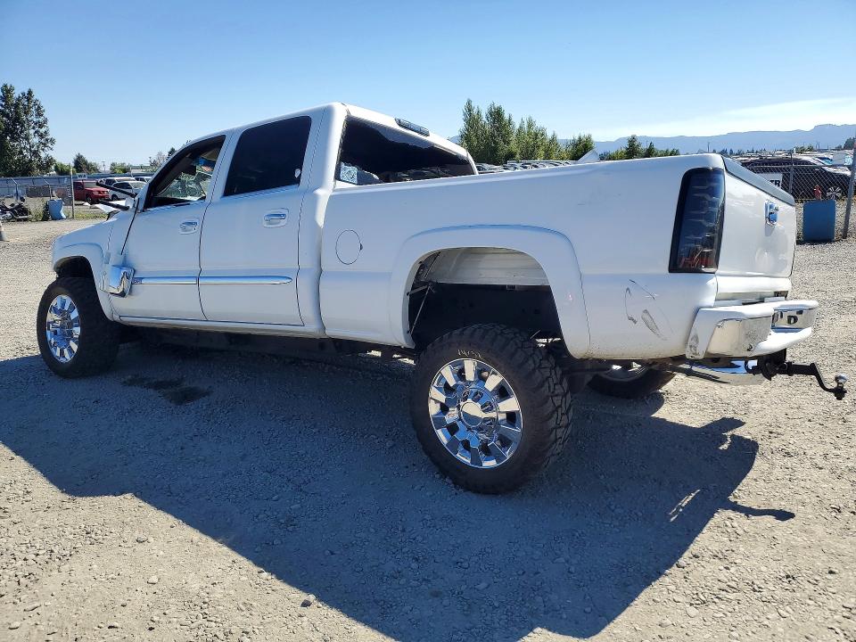Photo 2 from auction – 2005 GMC SIERRA with VIN 1GTHK23215F876084