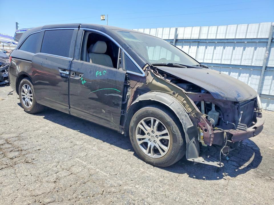 Photo 4 from auction – 2013 HONDA ODYSSEY with VIN 5FNRL5H69DB032585