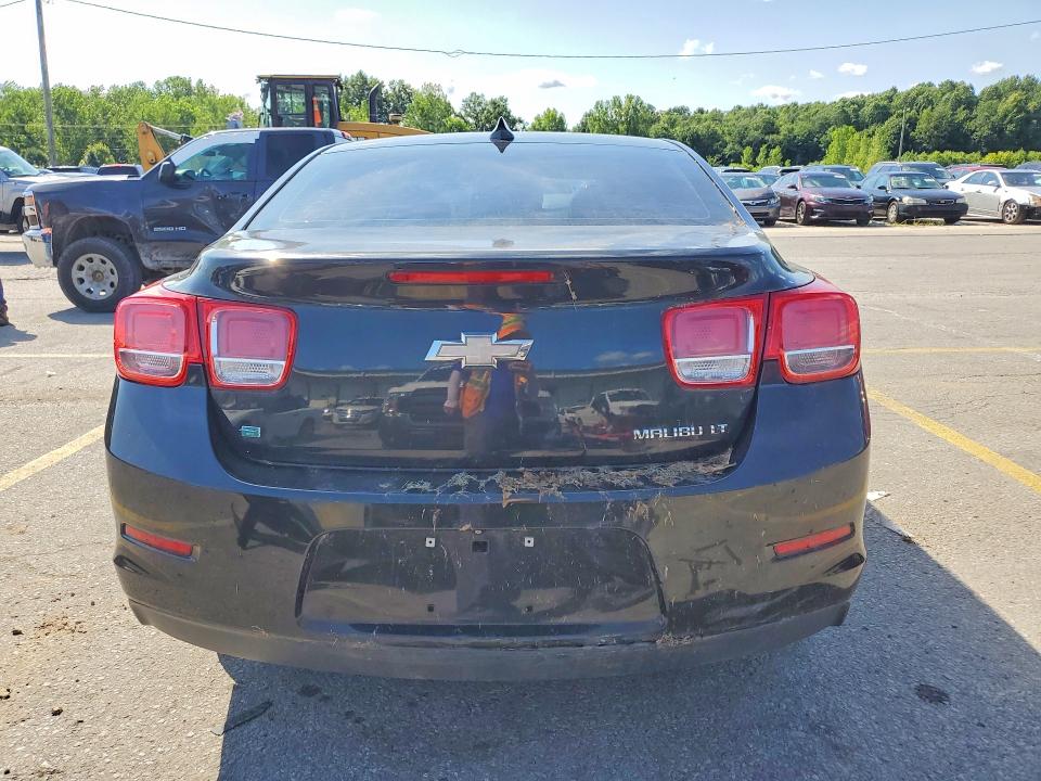 Photo 6 from auction – 2015 CHEVROLET MALIBU with VIN 1G11C5SLXFF217540