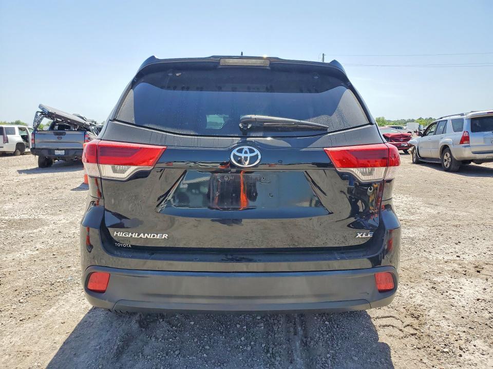 Photo 6 from auction – 2019 TOYOTA HIGHLANDER with VIN 5TDJZRFHXKS575329