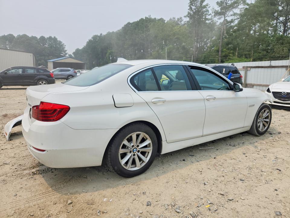 Photo 3 from auction – 2016 BMW 528 with VIN WBA5A5C57GD525936