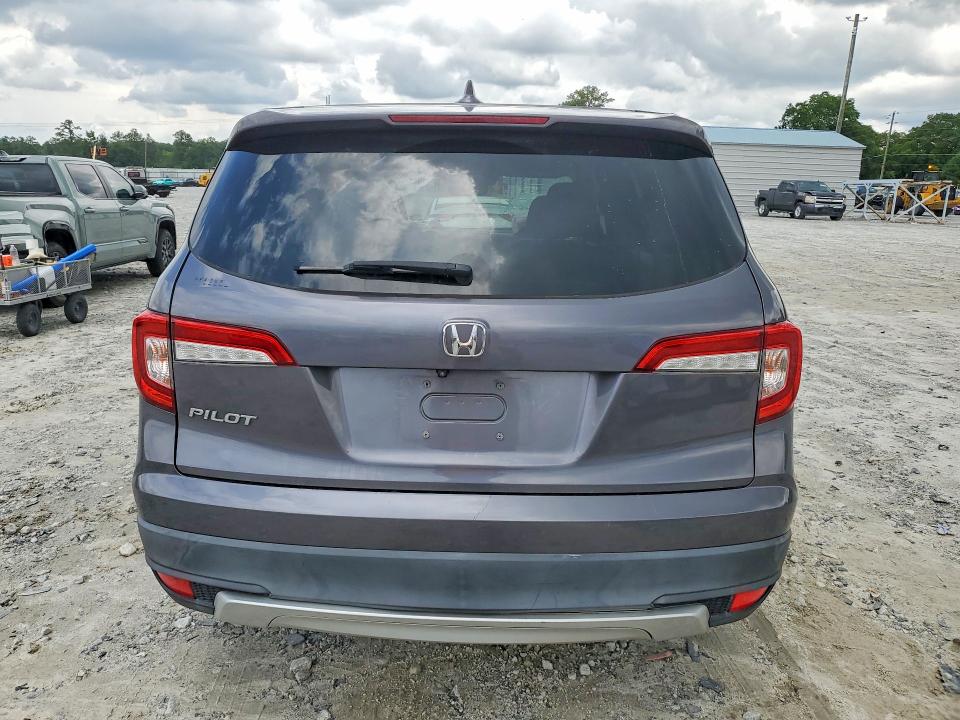 Photo 6 from auction – 2019 HONDA PILOT with VIN 5FNYF5H52KB020799