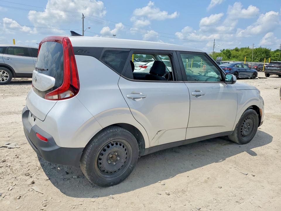 Photo 3 from auction – 2021 KIA SOUL with VIN KNDJ23AU4M7758924