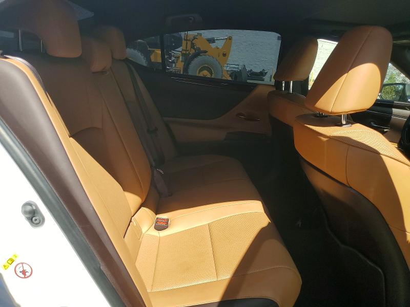 Photo 10 from auction – 2019 LEXUS ES with VIN JTHB21B14K2008235
