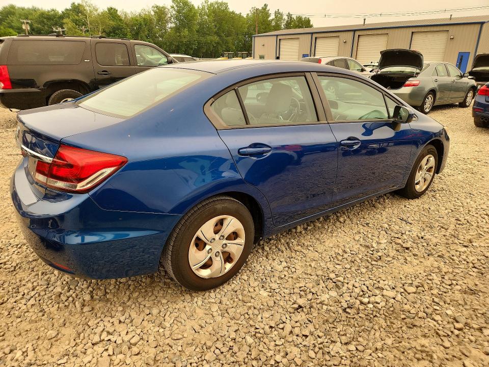 صورة رقم 3 من المزاد - 2014 HONDA CIVIC مع VIN 2HGFB2E54EH557969