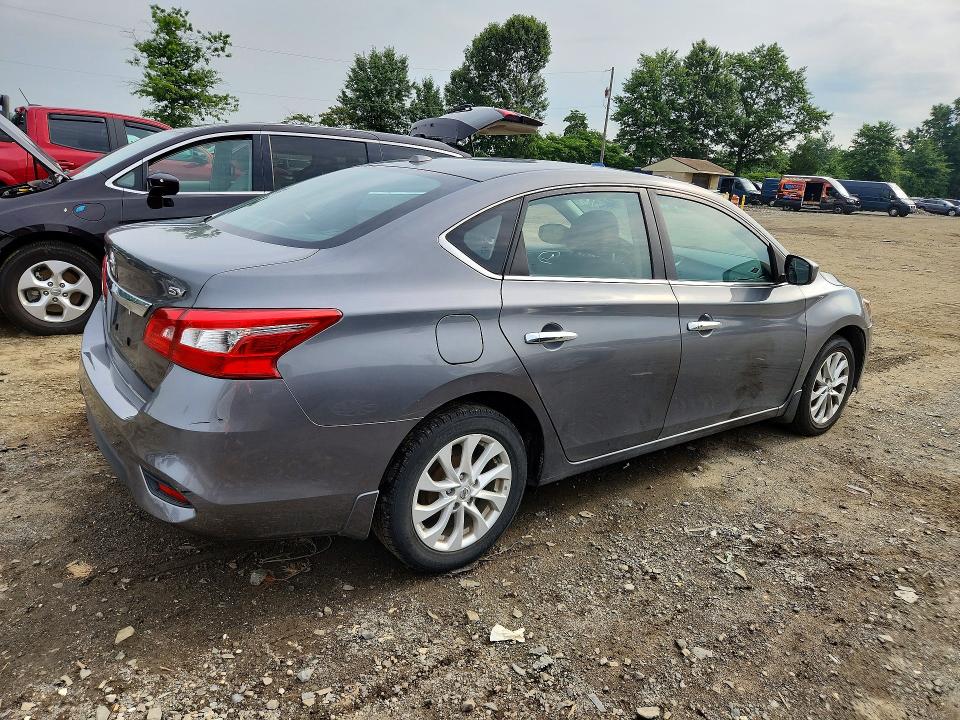 Photo 3 from auction – 2018 NISSAN SENTRA with VIN 3N1AB7AP1JY348578