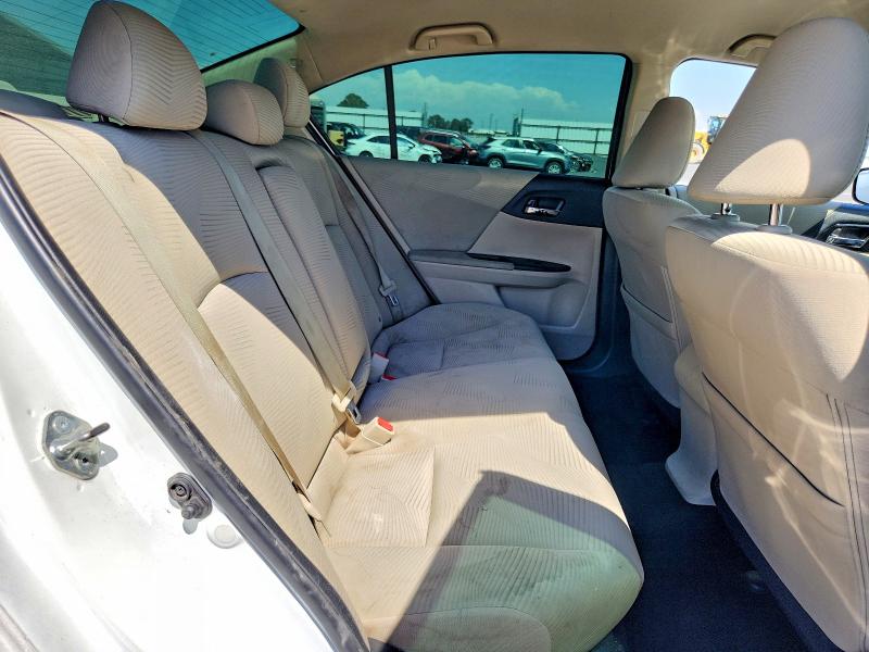 Photo 10 from auction – 2017 HONDA ACCORD with VIN 1HGCR2F35HA273667