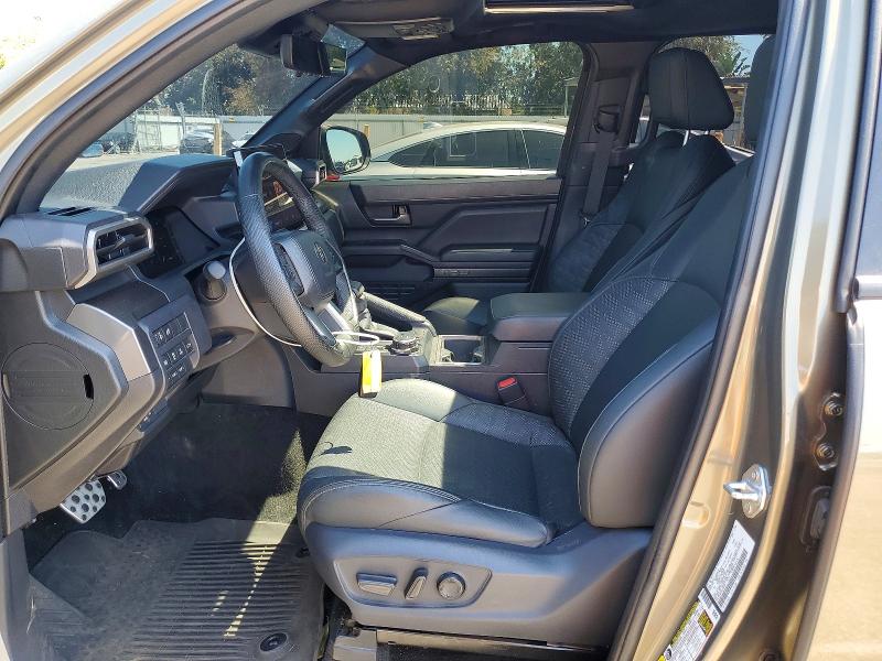Photo 7 from auction – 2026 TOYOTA TACOMA with VIN 3TMLB5JN7TM210840