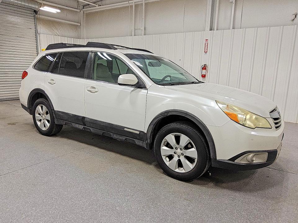 Photo 4 from auction – 2011 SUBARU OUTBACK with VIN 4S4BRBKC4B3358751