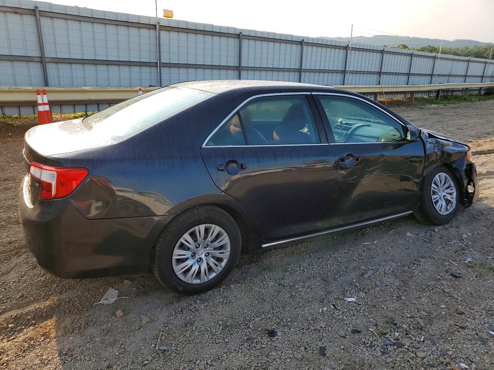 Photo 3 from auction – 2014 TOYOTA CAMRY with VIN 4T1BF1FK6EU301485