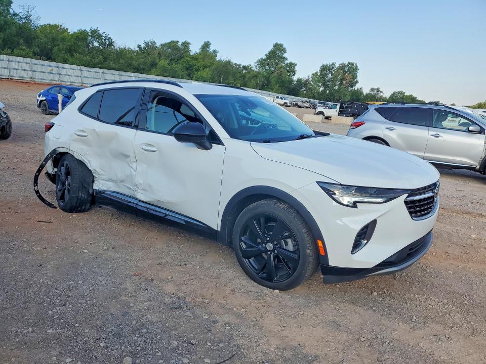 Photo 4 from auction – 2021 BUICK ENVISION with VIN LRBAZLR42MD189846
