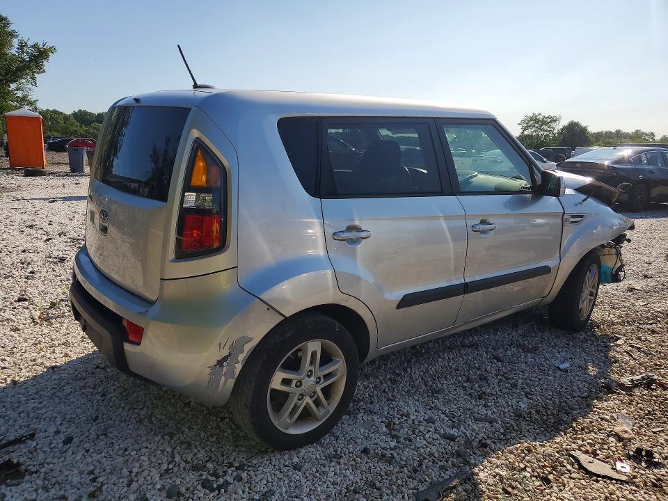 Photo 3 from auction – 2011 KIA SOUL with VIN KNDJT2A27B7261840