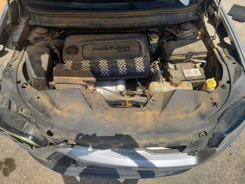 Photo 11 from auction – 2019 JEEP CHEROKEE with VIN 1C4PJLLB1KD264687