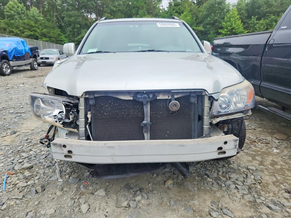 Photo 5 from auction – 2004 TOYOTA HIGHLANDER with VIN JTEEP21A140011904