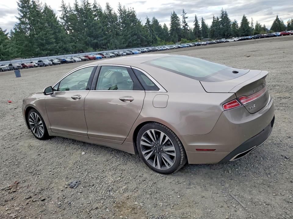 Photo 2 from auction – 2018 LINCOLN MKZ with VIN 3LN6L5MU1JR615858