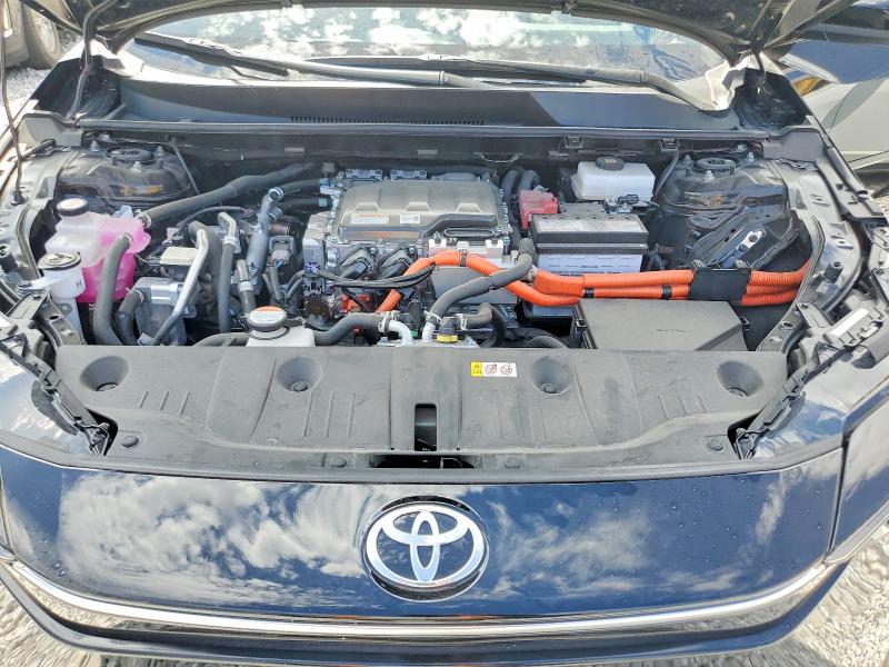 Photo 12 from auction – 2024 TOYOTA BZ4X with VIN JTMABACA0RA077645