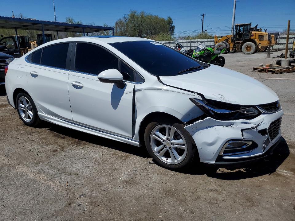 Photo 4 from auction – 2016 CHEVROLET CRUISE with VIN 1G1BE5SM0G7313342