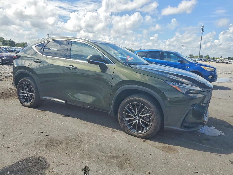 Photo 4 from auction – 2025 LEXUS NX with VIN 2T2GDCAZ2SC020935