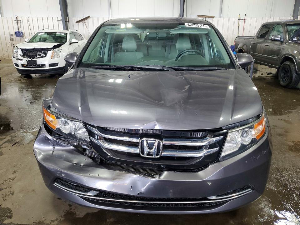 Photo 5 from auction – 2016 HONDA ODYSSEY with VIN 5FNRL5H49GB097102