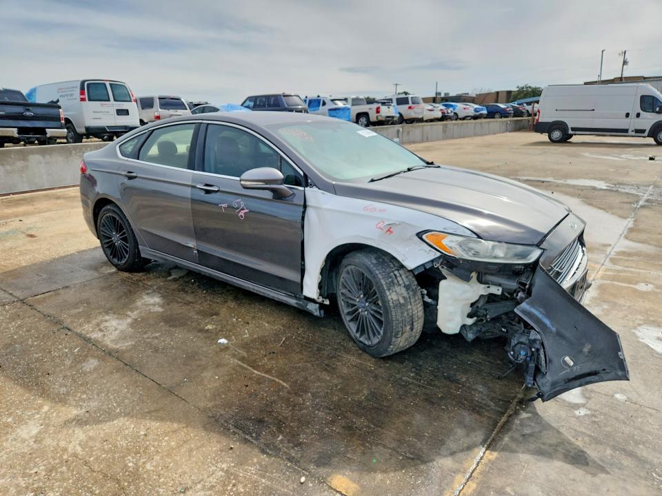 Photo 4 from auction – 2014 FORD FUSION with VIN 3FA6P0HDXER329038