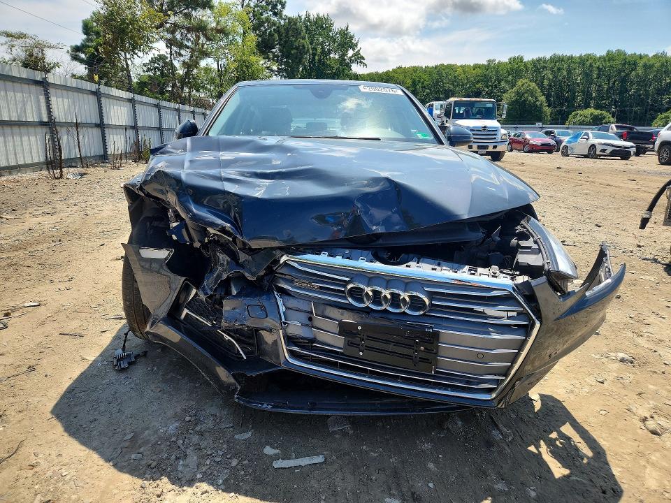 Photo 5 from auction – 2018 AUDI A4 with VIN WAUENAF44JA039996