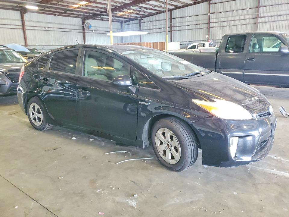 Photo 4 from auction – 2015 TOYOTA PRIUS with VIN JTDKN3DUXF0425128