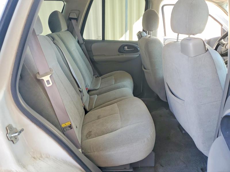 Photo 11 from auction – 2005 CHEVROLET TRAILBLAZER with VIN 1GNDS13S252163508