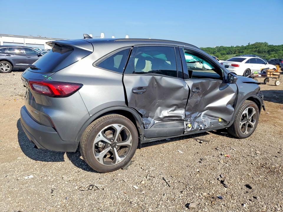 Photo 3 from auction – 2025 FORD ESCAPE with VIN 1FMCU9NA2SUA70047