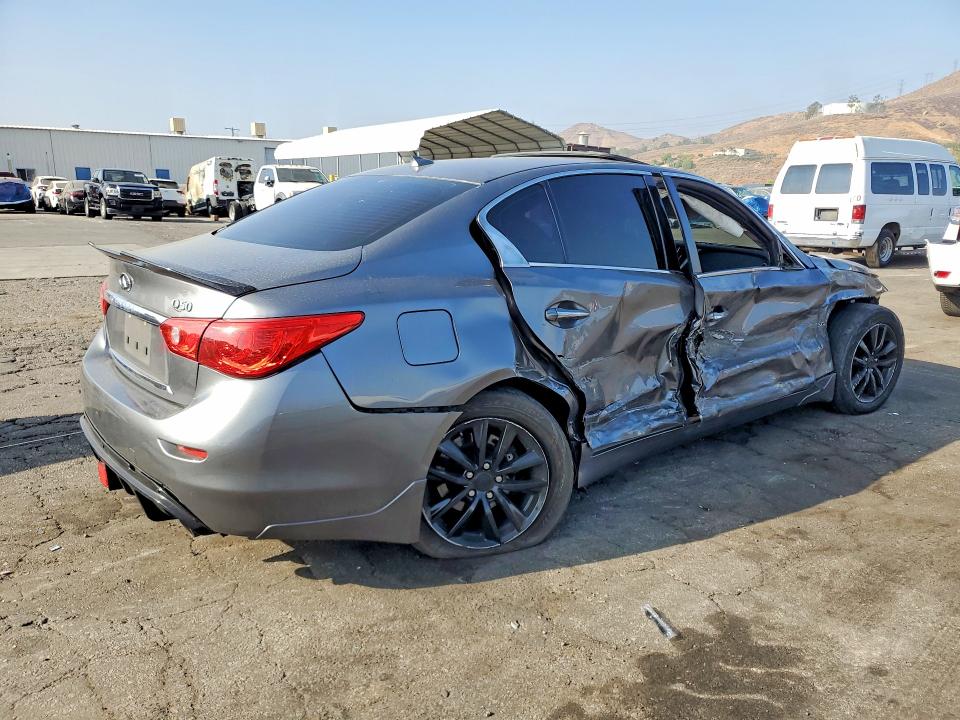 Photo 3 from auction – 2017 INFINITI Q50 with VIN JN1EV7AP1HM744564