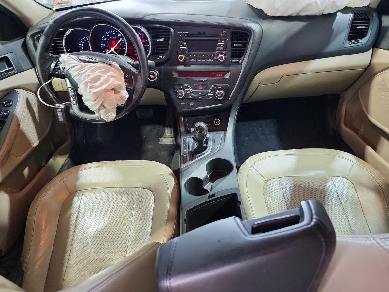 Photo 8 from auction – 2011 KIA OPTIMA with VIN KNAGN4A76B5075808