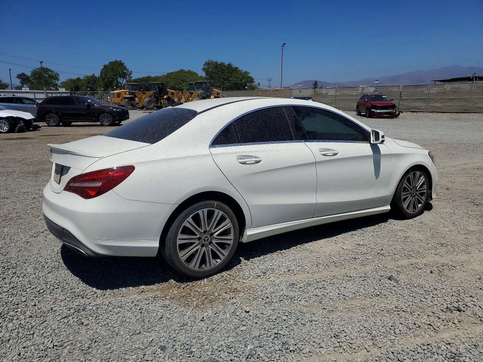 Photo 3 from auction – 2018 MERCEDES-BENZ CLA with VIN WDDSJ4EB1JN577685