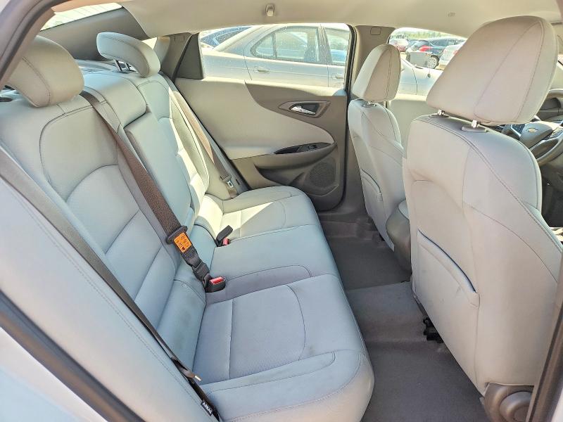 Photo 10 from auction – 2018 CHEVROLET MALIBU with VIN 1G1ZB5ST2JF292456
