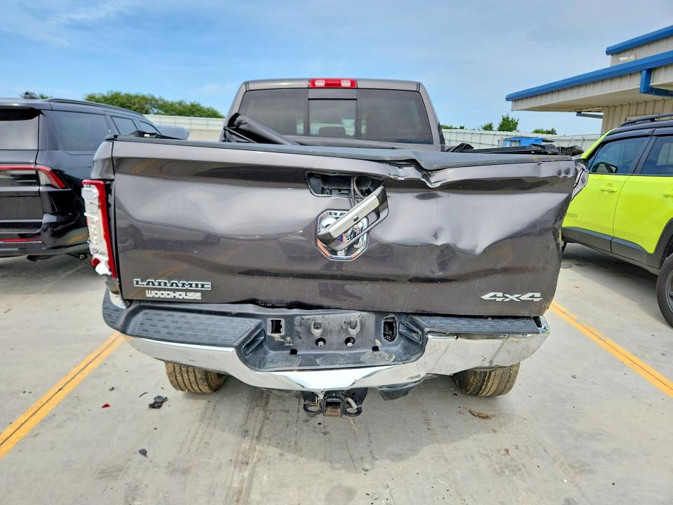 Photo 6 from auction – 2022 RAM 2500 with VIN 3C6UR5FJ3NG229139
