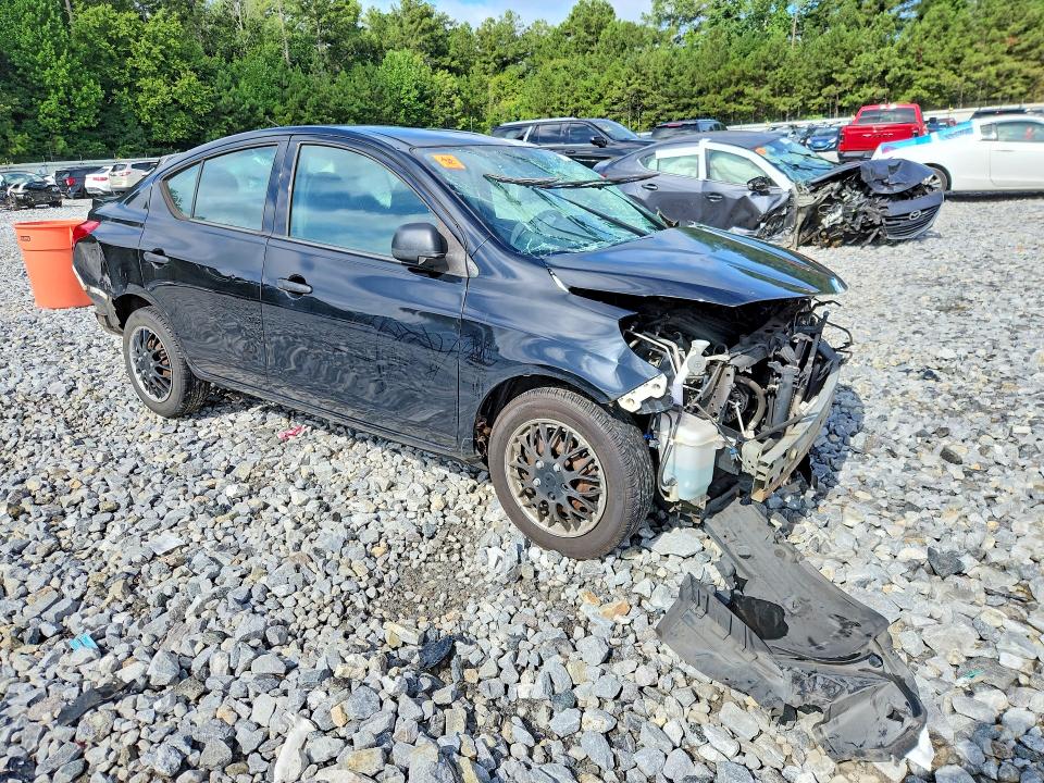 Zdjęcie 4 z aukcji – 2015 NISSAN VERSA z VIN 3N1CN7AP5FL954308