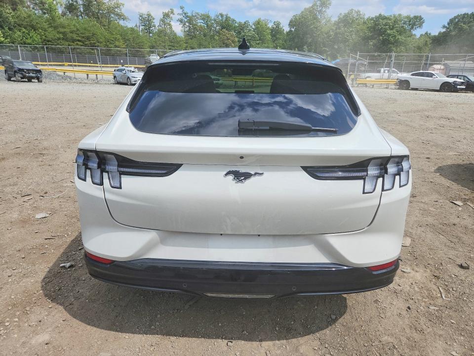Photo 6 from auction – 2022 FORD MUSTANG MACH-E with VIN 3FMTK3RM6NMA25158