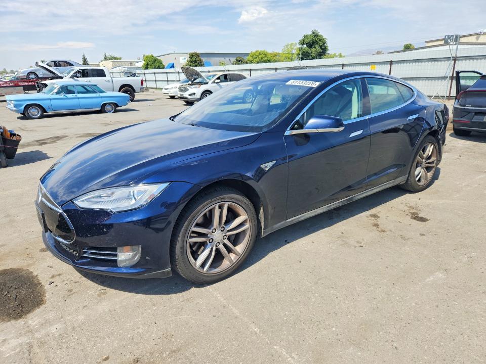 TESLA MODEL S 2013 with VIN 5YJSA1DN9DFP07977 - Photo from auction