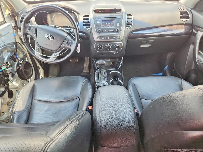 Zdjęcie 8 z aukcji – 2014 KIA SORENTO z VIN 5XYKTDA71EG544432