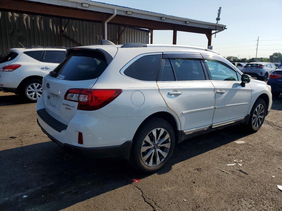 Photo 3 from auction – 2017 SUBARU OUTBACK with VIN 4S4BSETC8H3347653